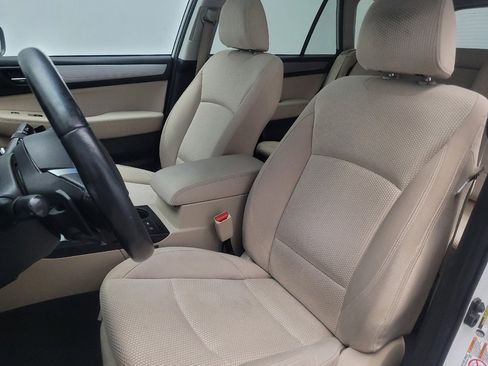 Used 2018 Subaru Outback 2.5i Premium w/ Popular Package #1 AWD/4WD image 17