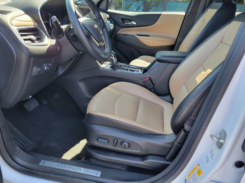 Certified 2024 Chevrolet Equinox Premier FWD image 29