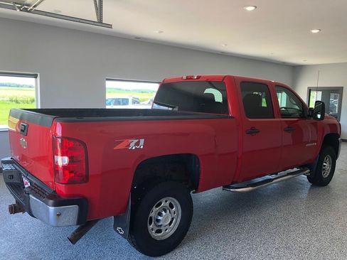 Used 2007 Chevrolet Silverado 2500 LT w/ 1LT Convenience Package AWD/4WD image 4