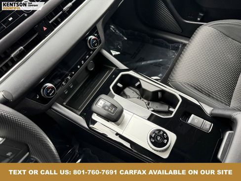 Used 2025 Mitsubishi Outlander ES image 25