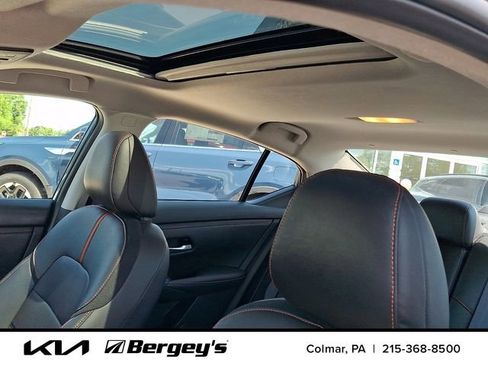 Used 2026 Nissan Sentra SR w/ SR Premium Package FWD image 16
