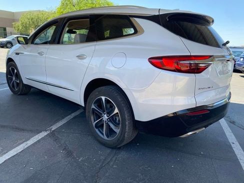Used 2021 Buick Enclave Essence w/ Sport Touring Edition FWD image 2