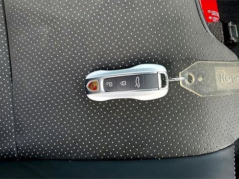 Used 2025 Porsche 911 GT3 image 36