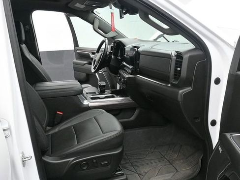 Used 2023 Chevrolet Silverado 1500 LTZ image 10