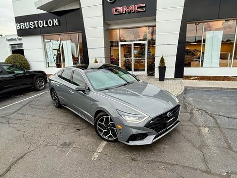 Used 2023 Hyundai Sonata N Line image 2