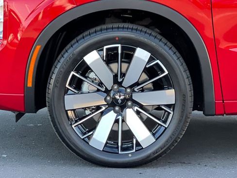 New 2026 Mitsubishi Outlander SEL image 28