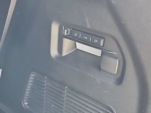 Used 2021 Ford Explorer ST w/ Equipment Group 401A AWD/4WD image 29