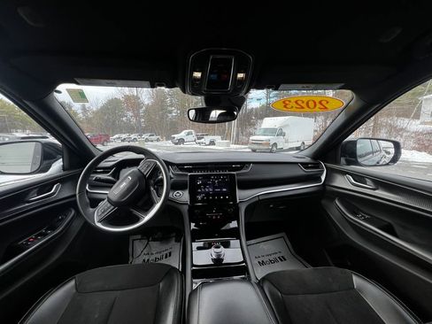 Used 2023 Chevrolet Blazer RS w/ Driver Confidence II Package image 10