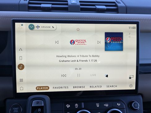 New 2026 Land Rover Defender 110 X-Dynamic SE image 12