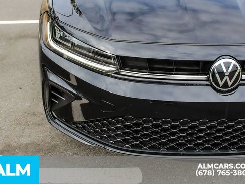 Used 2025 Volkswagen Jetta Sport FWD image 11