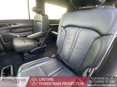 Used 2024 Jeep Wagoneer Series II image 22