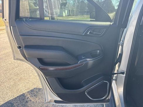 Used 2017 GMC Yukon SLT image 19