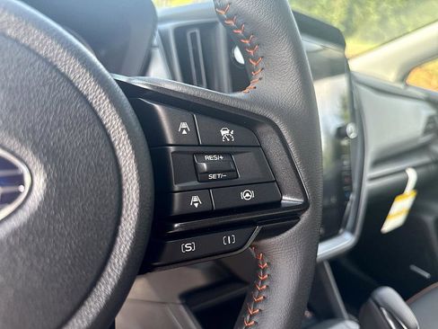 New 2025 Subaru Crosstrek 2.5i Limited w/ Crosstrek Mirror Package image 23