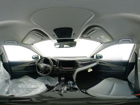 New 2026 Toyota Camry LE FWD image 33