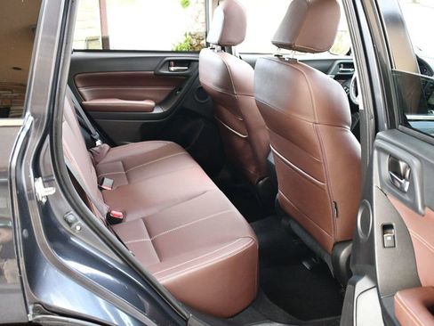 Used 2018 Subaru Forester 2.5i Touring w/ Popular Package #2 image 18