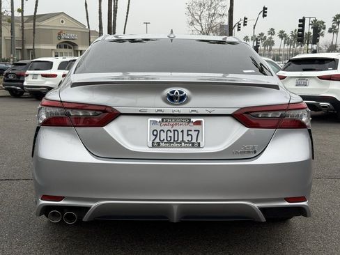 Used 2022 Toyota Camry XSE image 18
