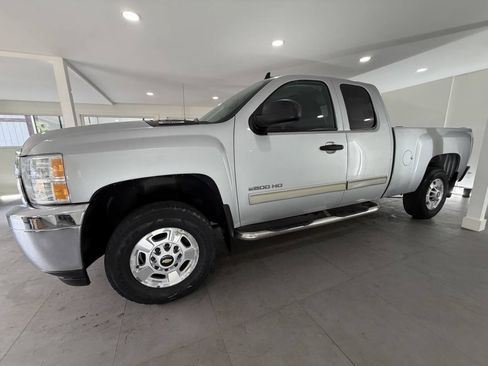 Used 2012 Chevrolet Silverado 2500 LT w/ Snow Plow Prep Package AWD/4WD image 5