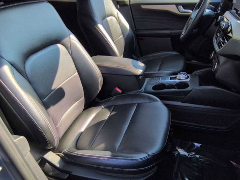 Used 2022 Ford Escape SEL image 22