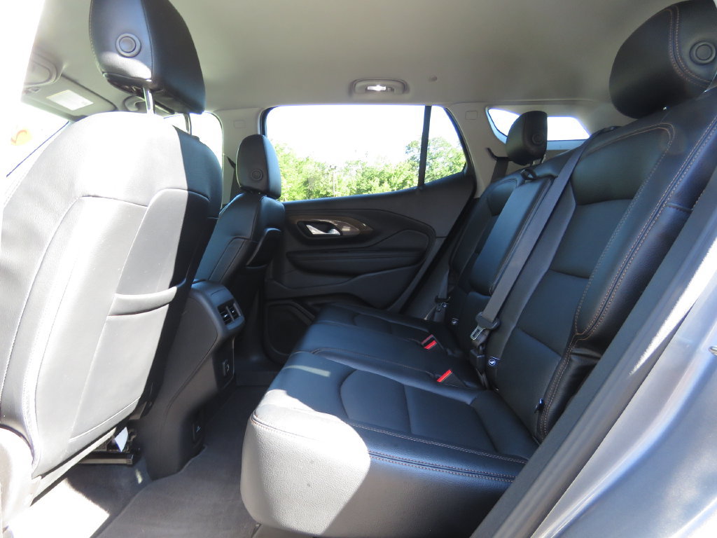 Used 2020 GMC Terrain SLE w/ Driver Convenience Package AWD/4WD image 20