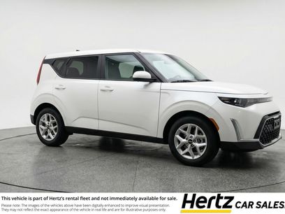 Used 2025 Kia Soul LX w/ LX Technology Package