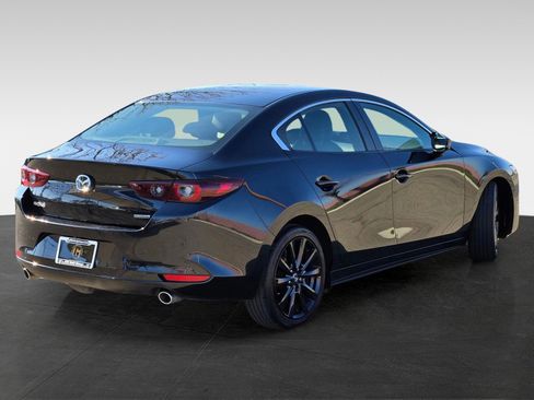 Used 2024 MAZDA MAZDA3 s image 5