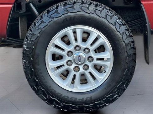 Used 2014 Ford F150 XLT image 8