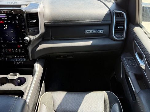 Used 2020 RAM 1500 Laramie w/ Sport Appearance Package AWD/4WD image 11