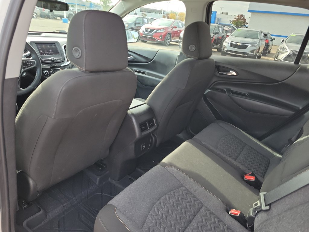 Used 2024 Chevrolet Equinox LT w/ LPO, Floor Liner Package AWD/4WD image 30