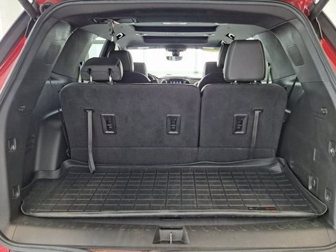 Used 2022 Chevrolet Traverse Premier w/ Redline Edition AWD/4WD image 32