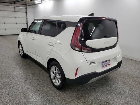Used 2024 Kia Soul LX w/ Option Group 015 FWD image 7