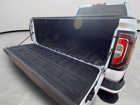 Used 2018 GMC Sierra 1500 Denali AWD/4WD image 55