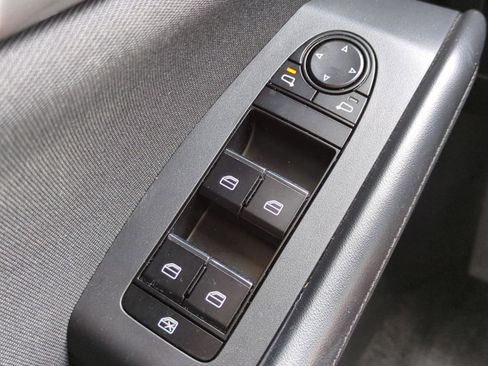 Used 2024 MAZDA MAZDA3 s FWD image 20