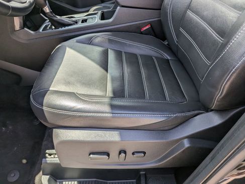 Used 2018 Ford Escape Titanium AWD/4WD image 23