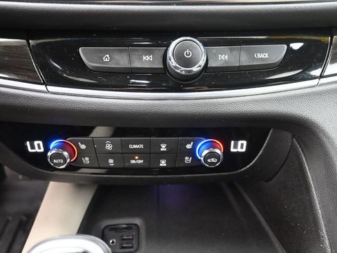 Used 2021 Buick Enclave Premium w/ Surround and Sites Package AWD/4WD image 19
