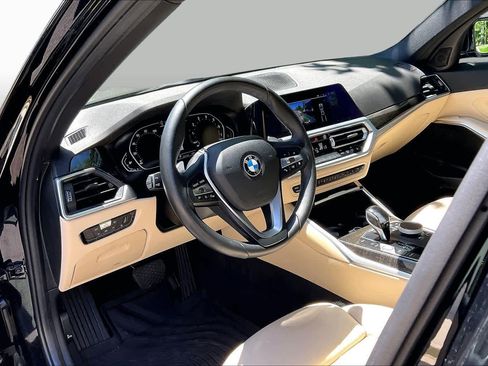 Used 2021 BMW 330i xDrive Sedan w/ Convenience Package AWD/4WD image 17