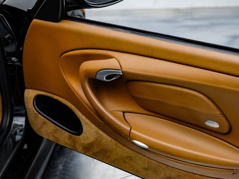 Used 2004 Porsche 911 GT3 image 74