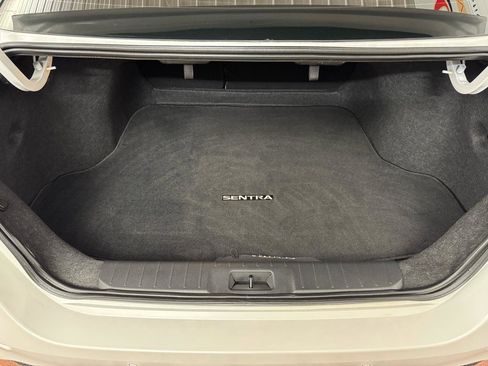 Used 2023 Nissan Sentra SV w/ SV Premium Package image 30