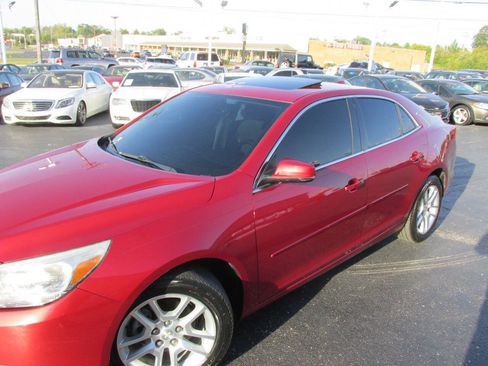 Used 2014 Chevrolet Malibu LT FWD image 46
