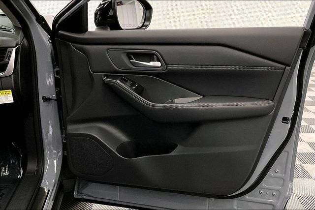 New 2026 Nissan Rogue Dark Armor FWD image 36