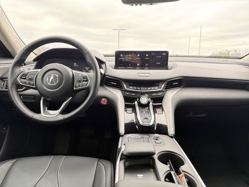 Certified 2025 Acura TLX w/ Technology Package image 29