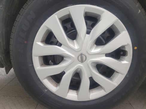 Used 2020 Nissan Rogue S AWD/4WD image 31