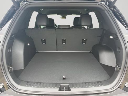 New 2026 Chevrolet Equinox ACTIV AWD/4WD image 7