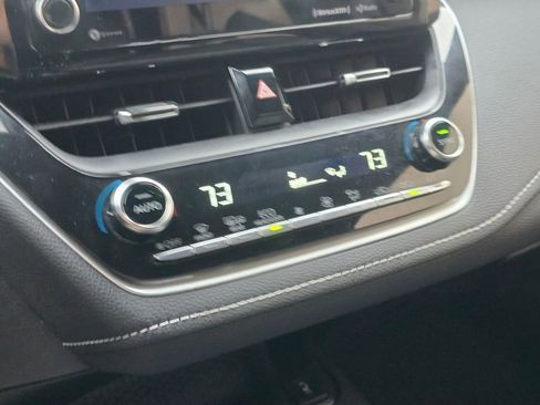 Used 2021 Toyota Corolla XSE image 30