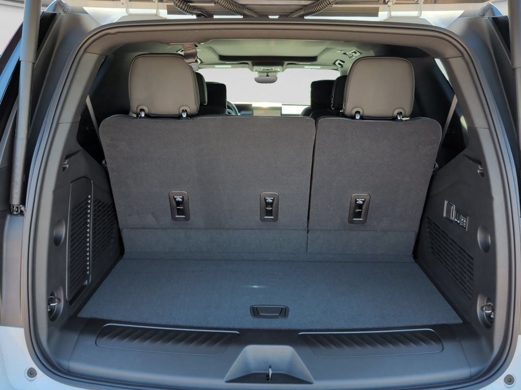 New 2026 GMC Yukon Elevation w/ Elevation Premium Package AWD/4WD image 43