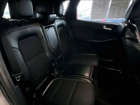 Used 2025 Ford Escape ST-Line image 16