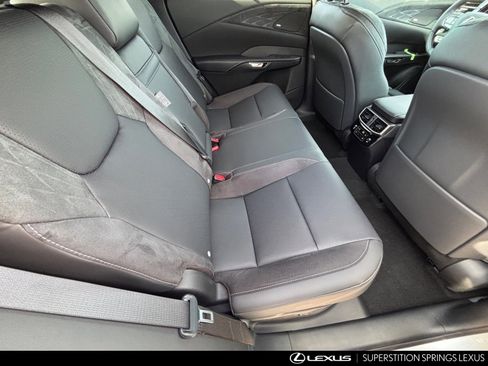 New 2026 Lexus RX 350 image 10