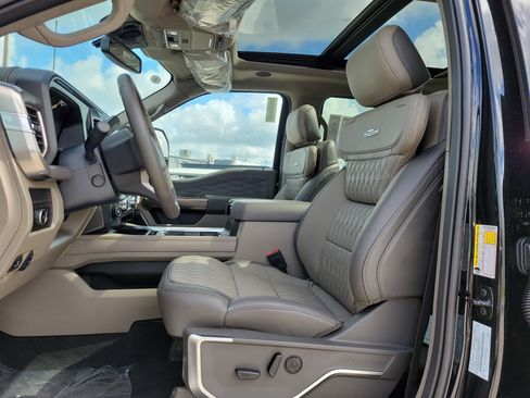 New 2026 Ford F450 Platinum w/ Platinum Plus Package AWD/4WD image 11