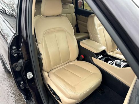 Used 2022 Jeep Grand Cherokee L Limited image 25