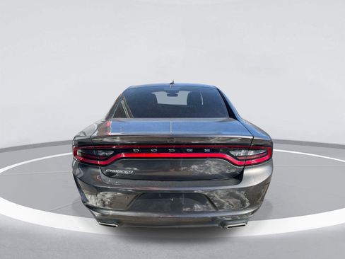 Used 2021 Dodge Charger SXT image 5