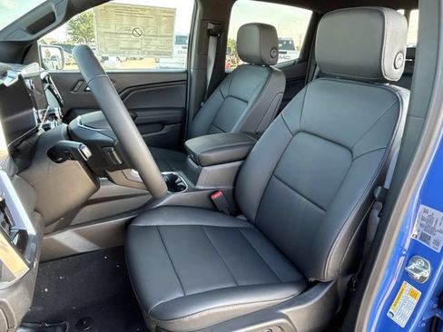 New 2026 GMC Canyon Elevation w/ Convenience Package RWD image 23